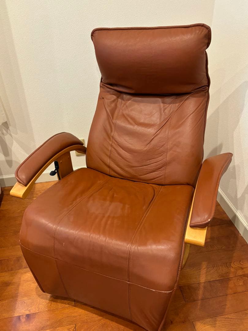 早い者勝ち　KEBE France Bed フランスベッド　本革 チェア