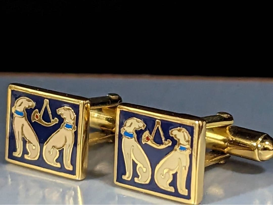 ◆Ferragamo カフス　dog No.112