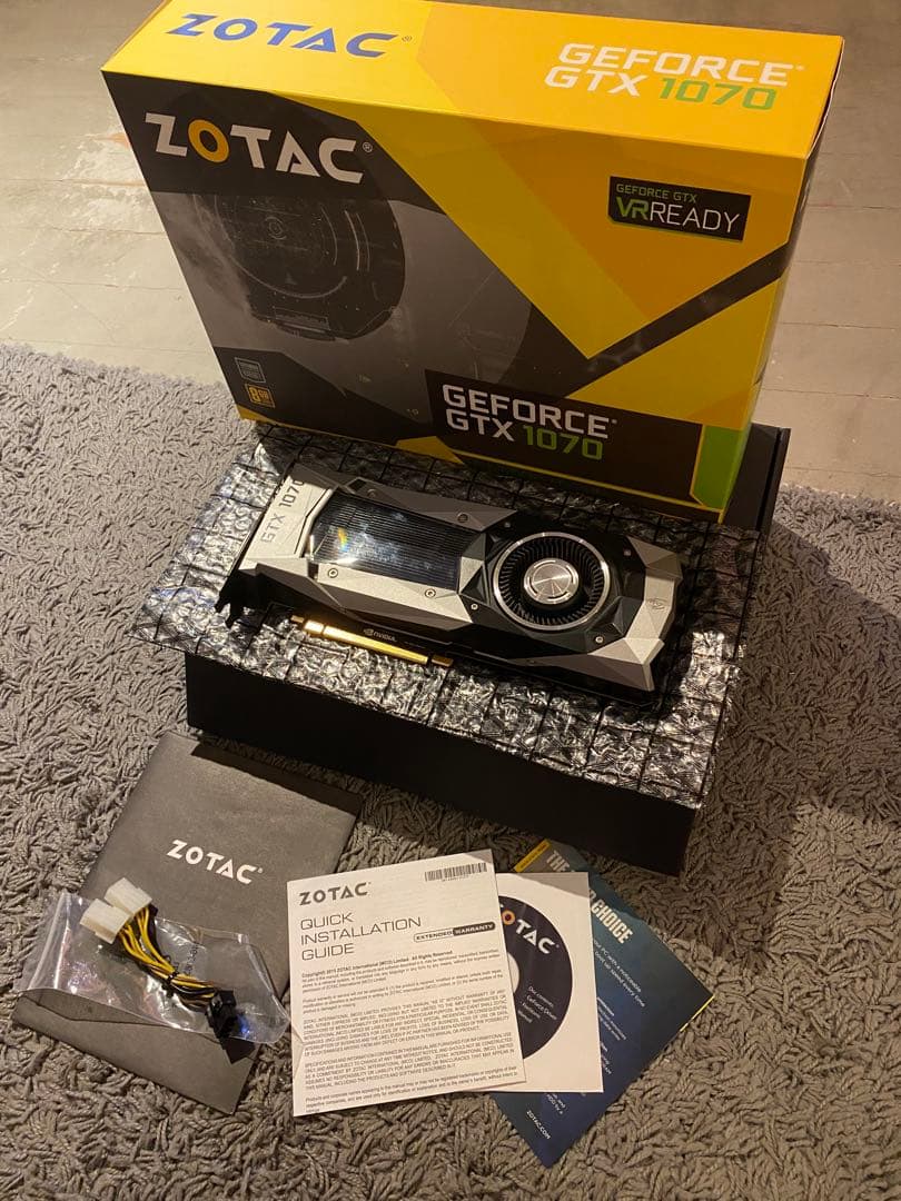 ZOTAC GeForce GTX 1070 本体