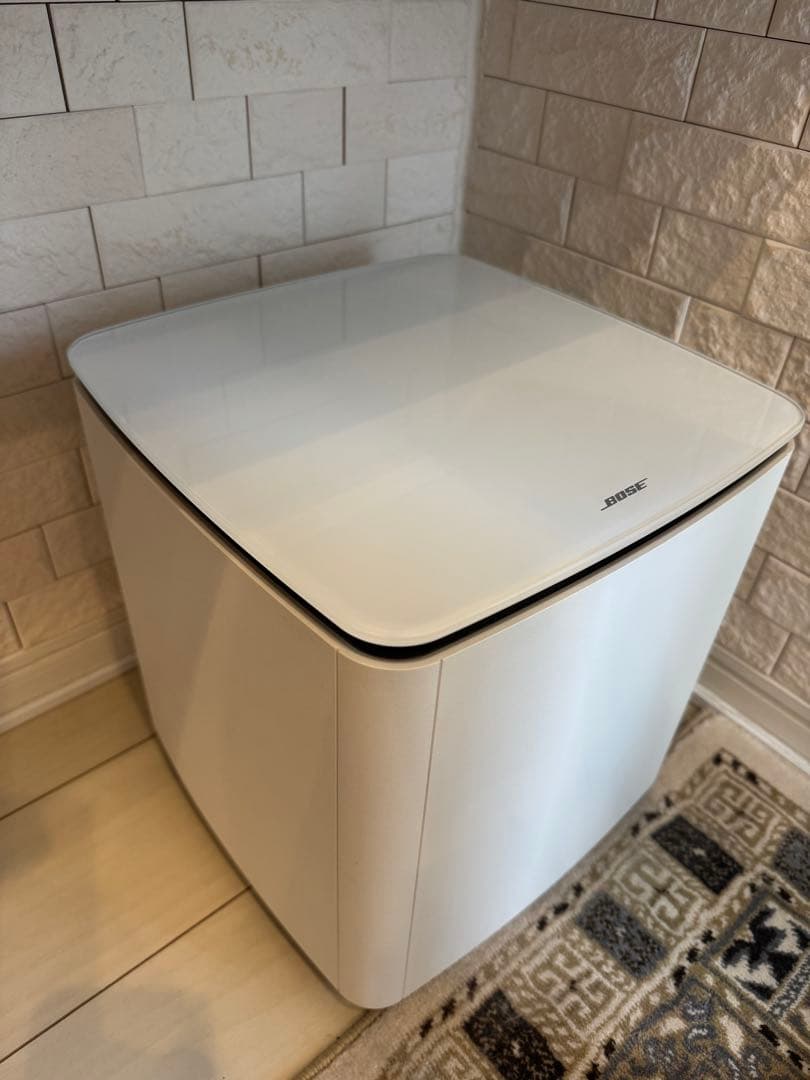 Bose Bass Module 700 アークティックホワイト