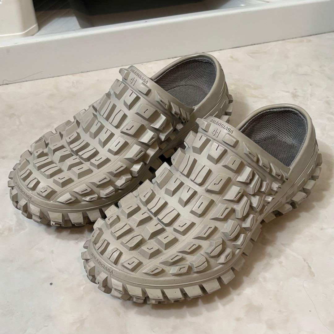 靴 balenciaga bouncer defender clog sandal
