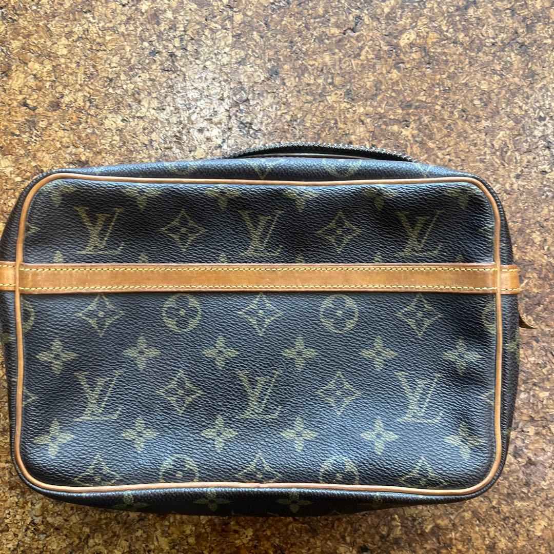 ルイ・ヴィトン ブラック クラッチバッグ