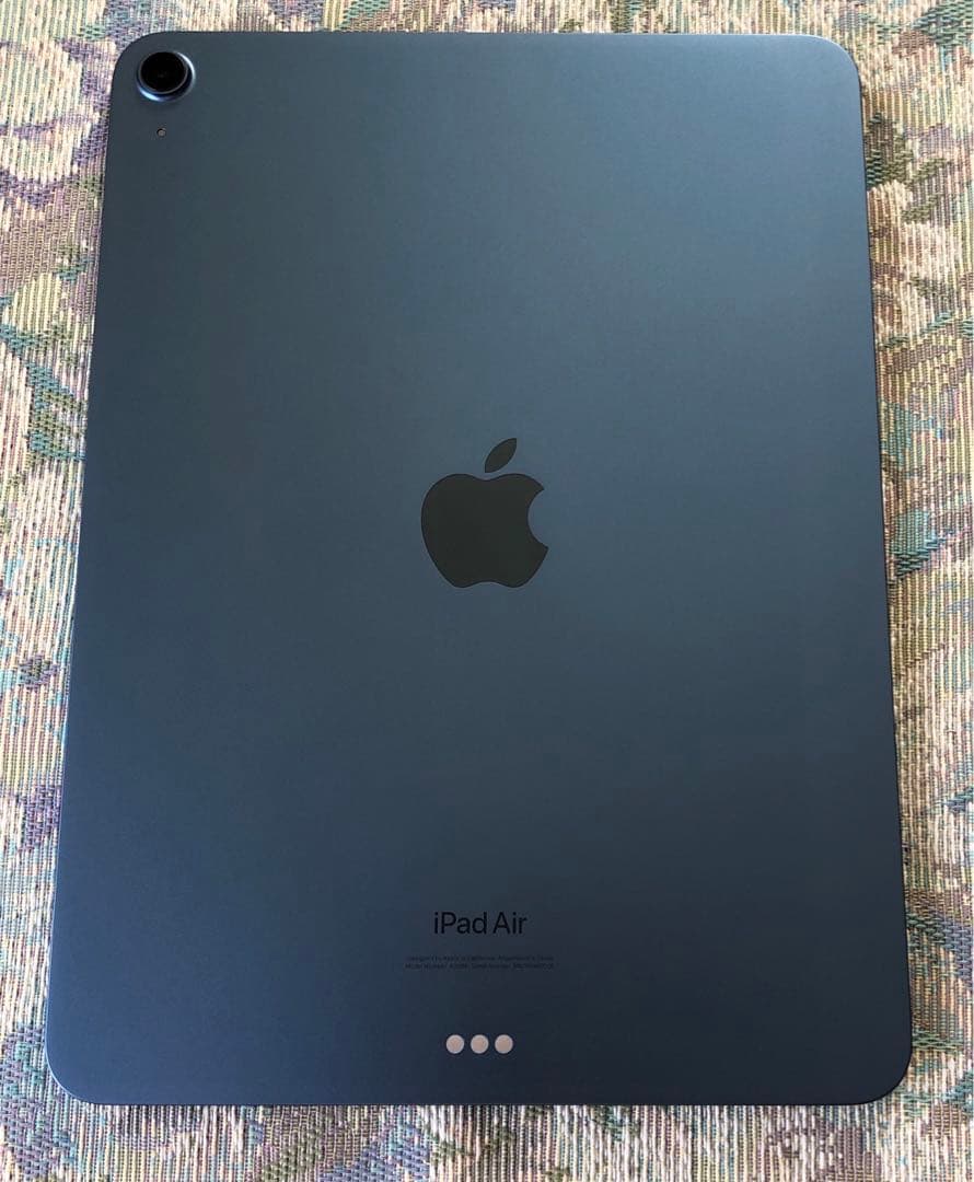 Apple iPad Air （第5世代）64GB Blue 本体