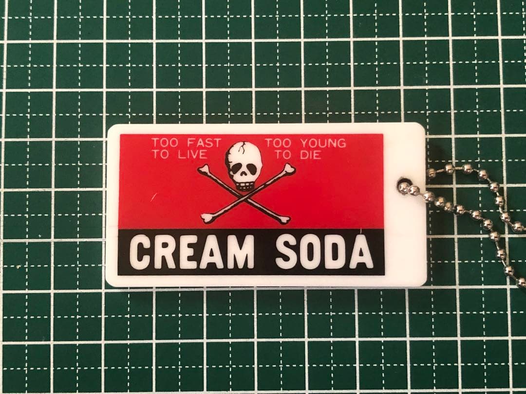 SALE クリームソーダ プラスチック プレート キーホルダー 当時物