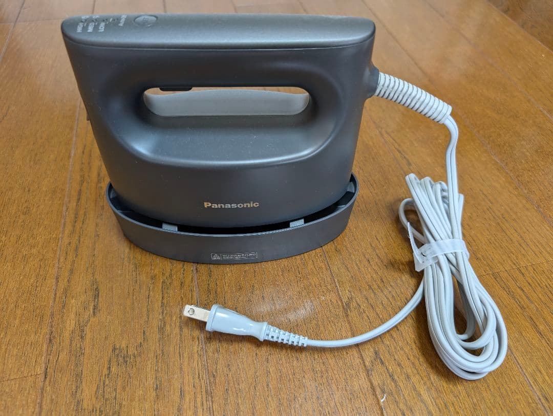 ♪Panasonic 衣類スチーマー NI-FS790-K
