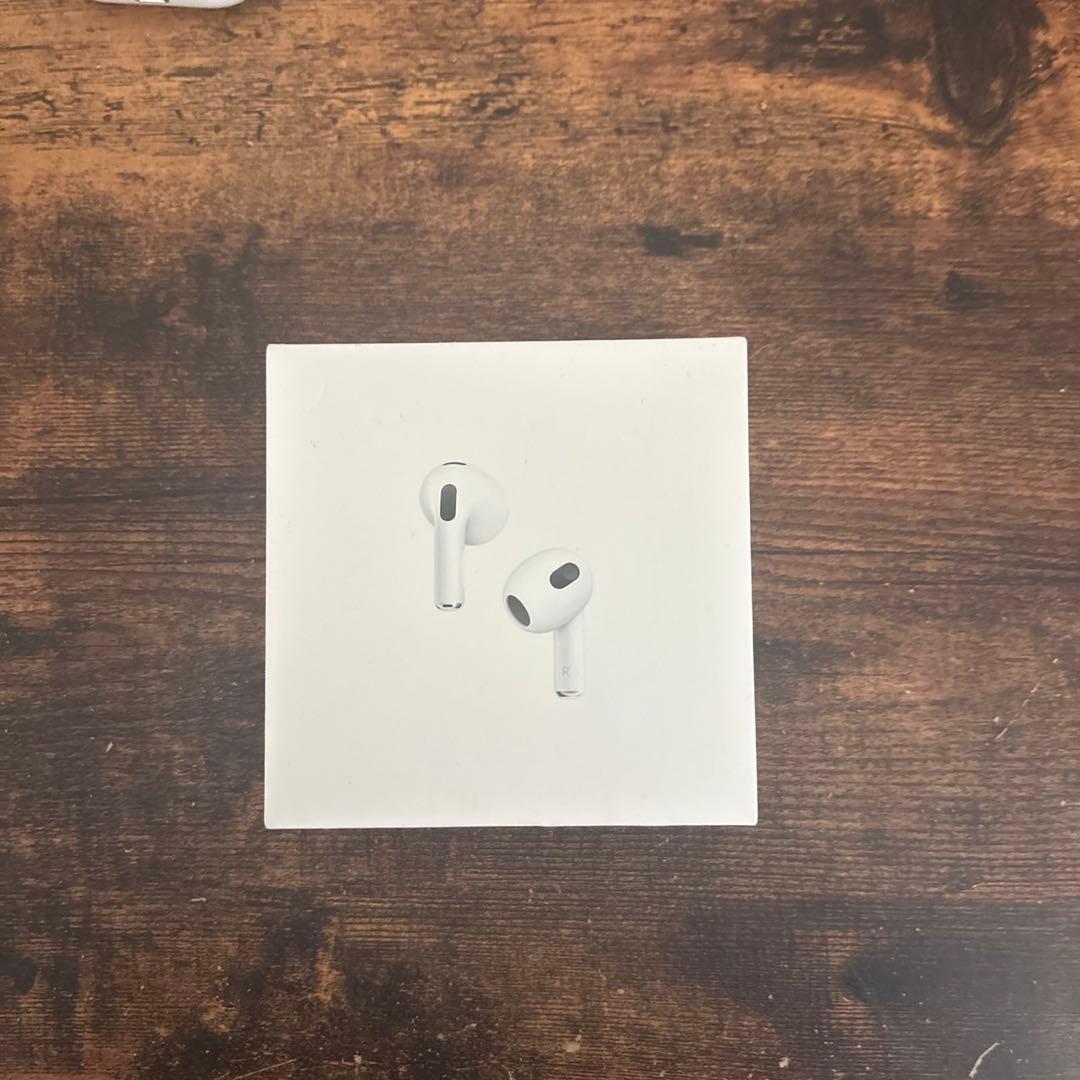 AirPods 第3世代 megsafe対応 ノイキャンなし