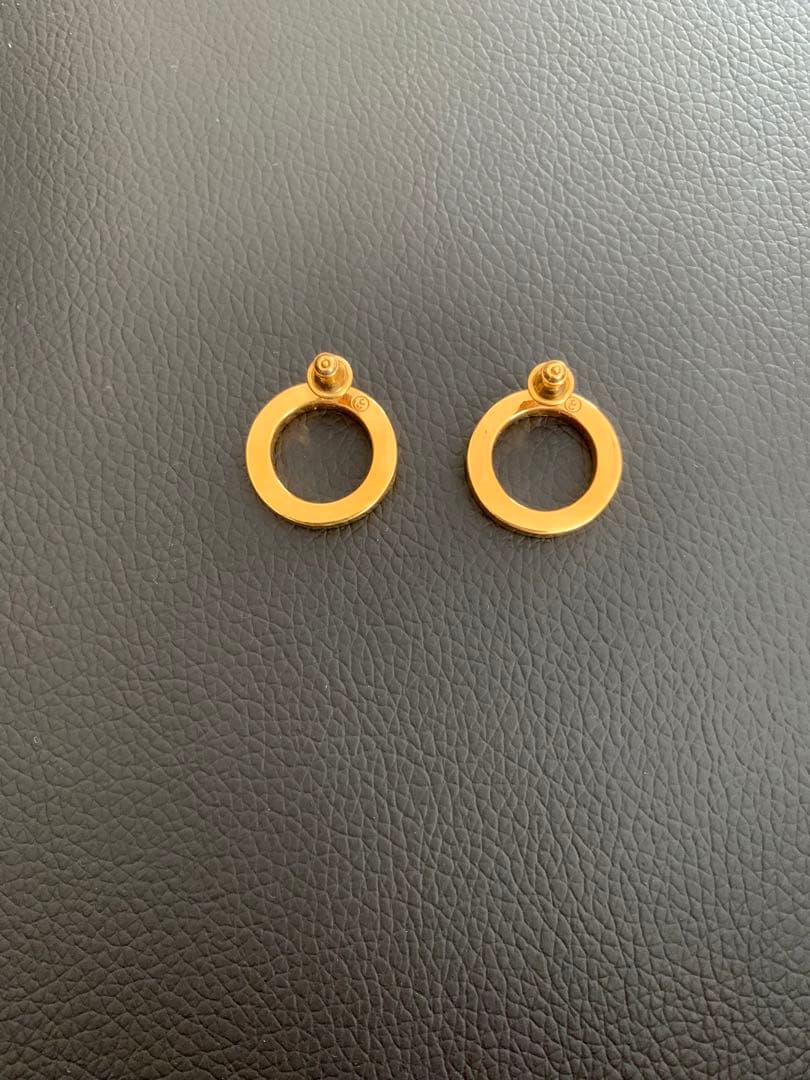 CAREERING CHANSON【R501】ゴールド　16日午前まで出品