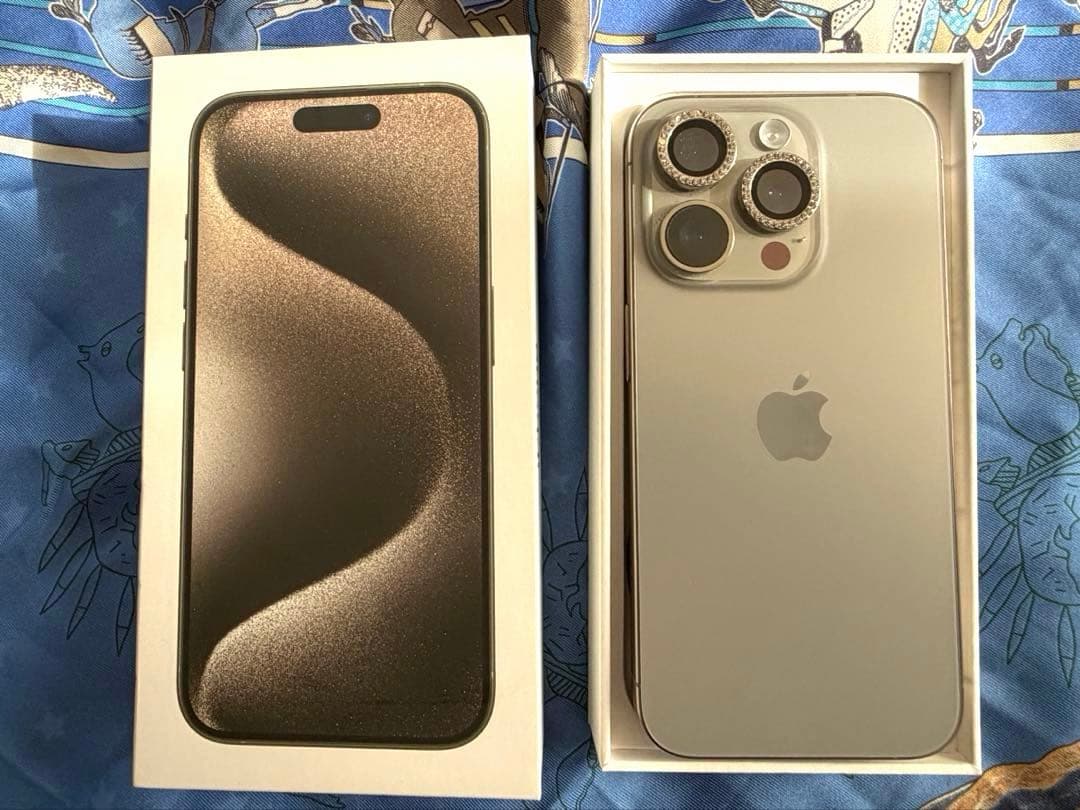 SIMフリー【美品】iPhone15 Pro 512GB ナチュラルチタニウム