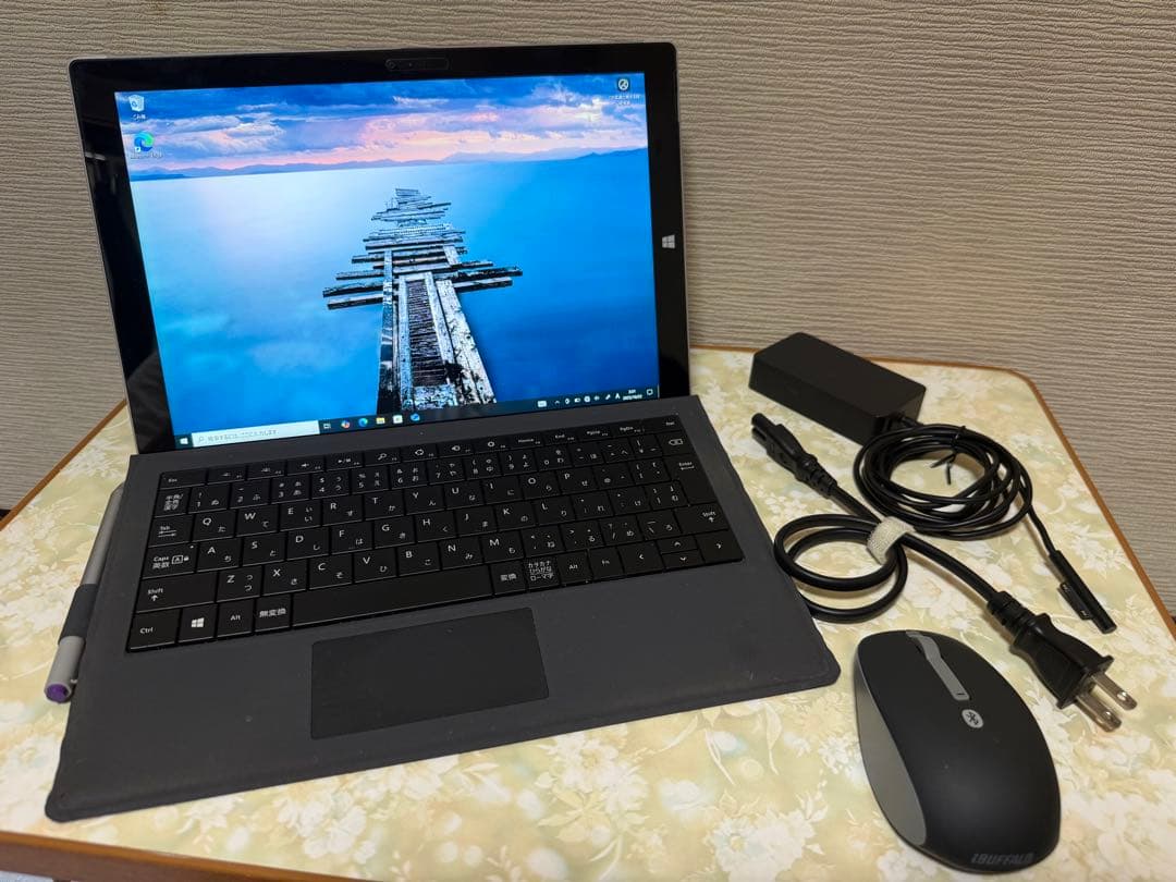 Windowsタブレット本体 Microsoft Surface Pro 3 8GB 256GB i7