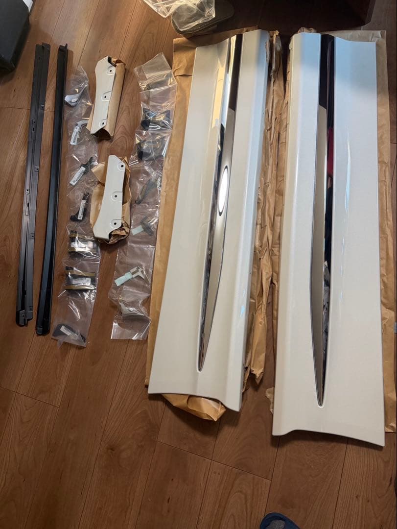 左側のみ　ズーカ