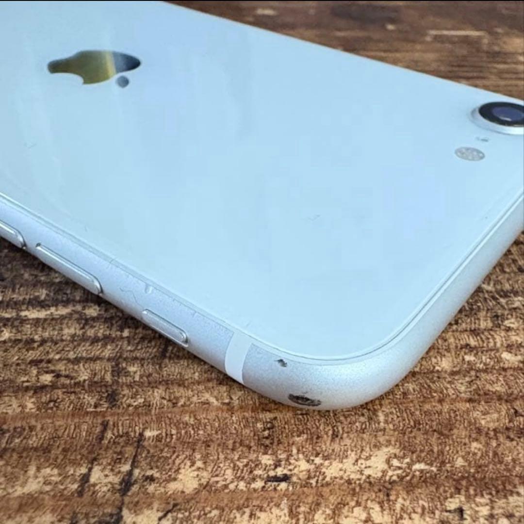 iPhone SE2 第2世代 64GB バッテリー85% ホワイト