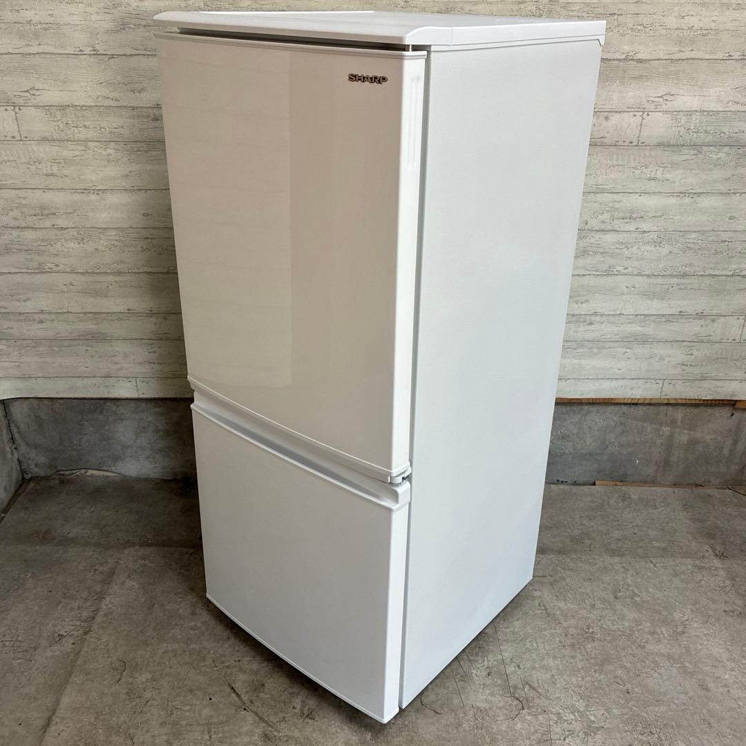 SHARP 冷蔵庫　SJ-D14FJ-W