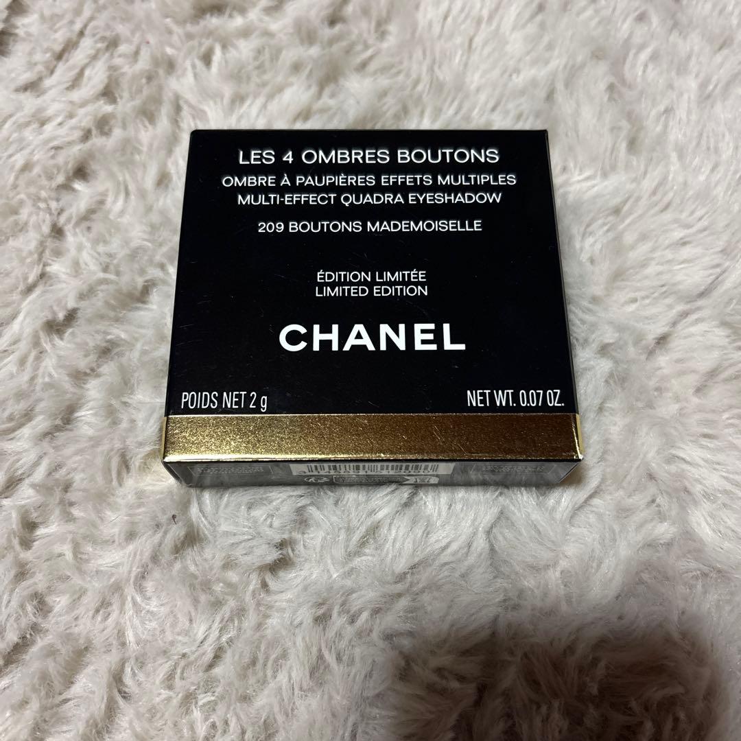 ニカさま⭐︎CHANEL 4色アイシャドウ