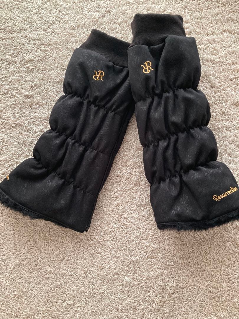 Resurrection レザレクション　レッグウォーマー　黒　ロング　ファー