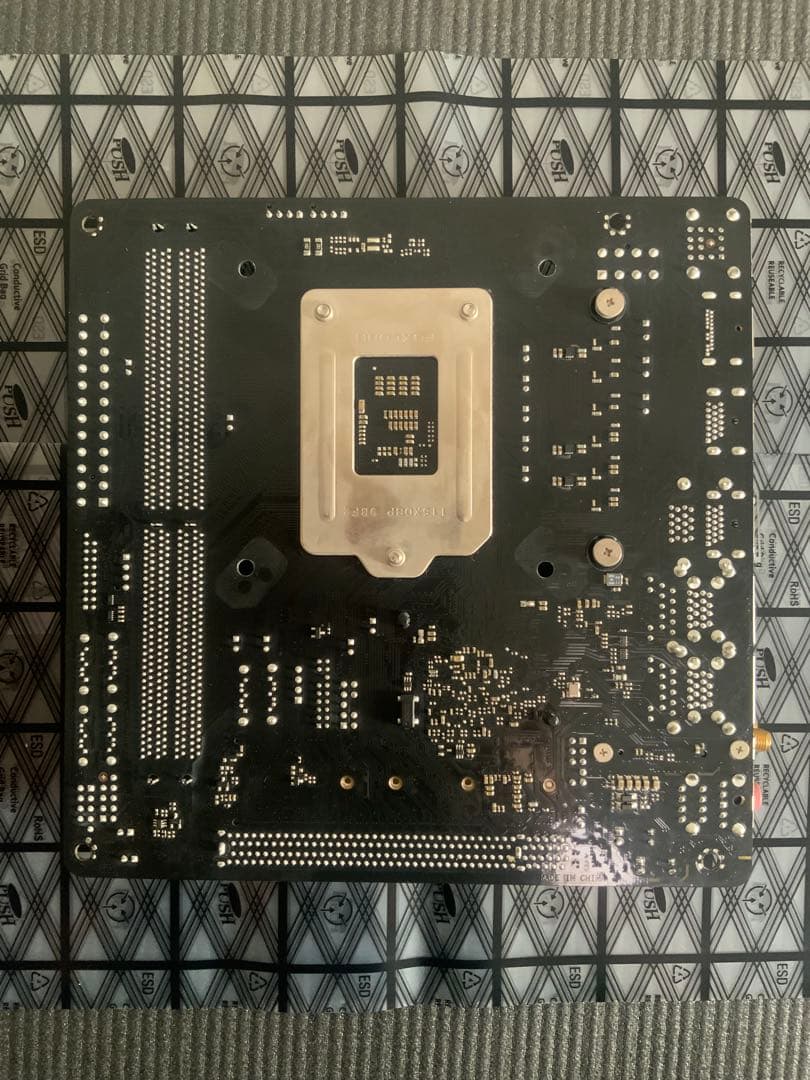 マザーボード ASRock H370M-ITX/ac (LGA1151 / Mini-ITX)