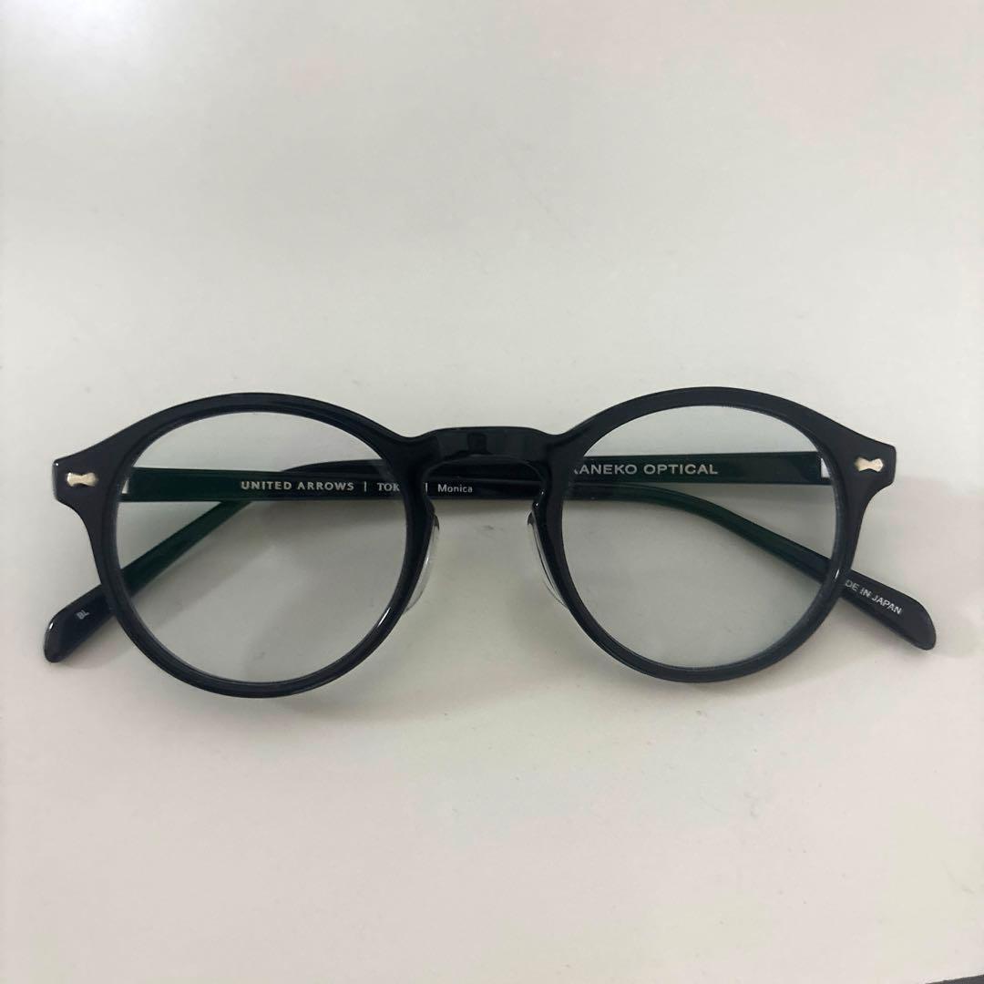 ブラックラウンドサングラス