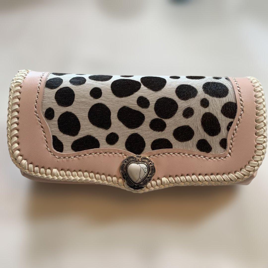 レザークラフト牛革ベビーピンクダルメシアン柄ハラコアコーディオン長財布牛レース編