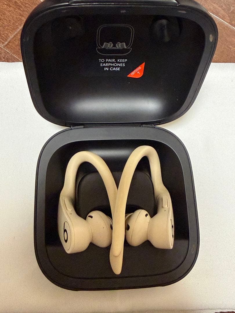 【動作良好】Powerbeats Pro アイボリー 完全ワイヤレスイヤホン