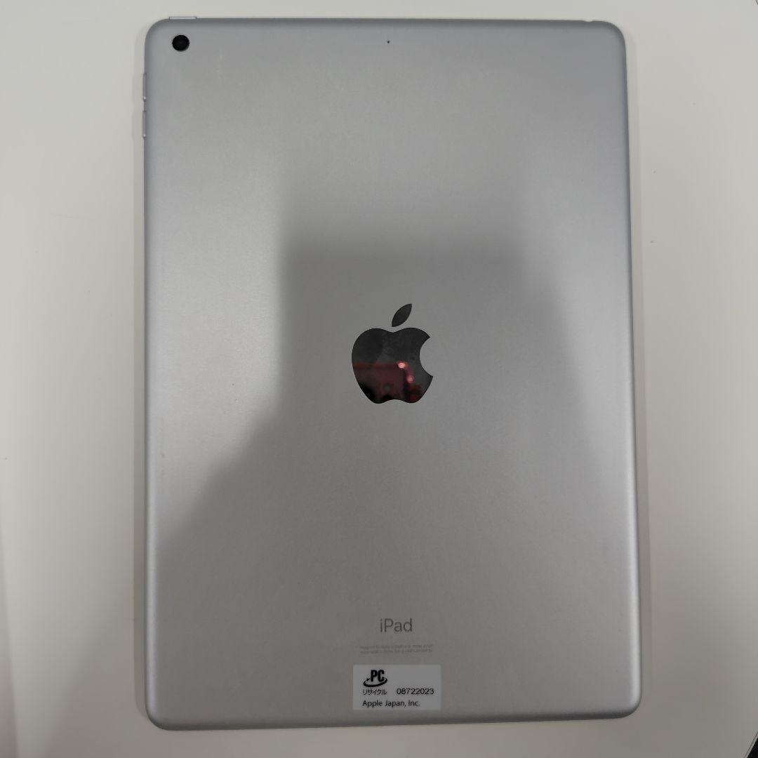 iPad シルバー 本体 第7世代　Wi-Fi 32GB mw752j/a