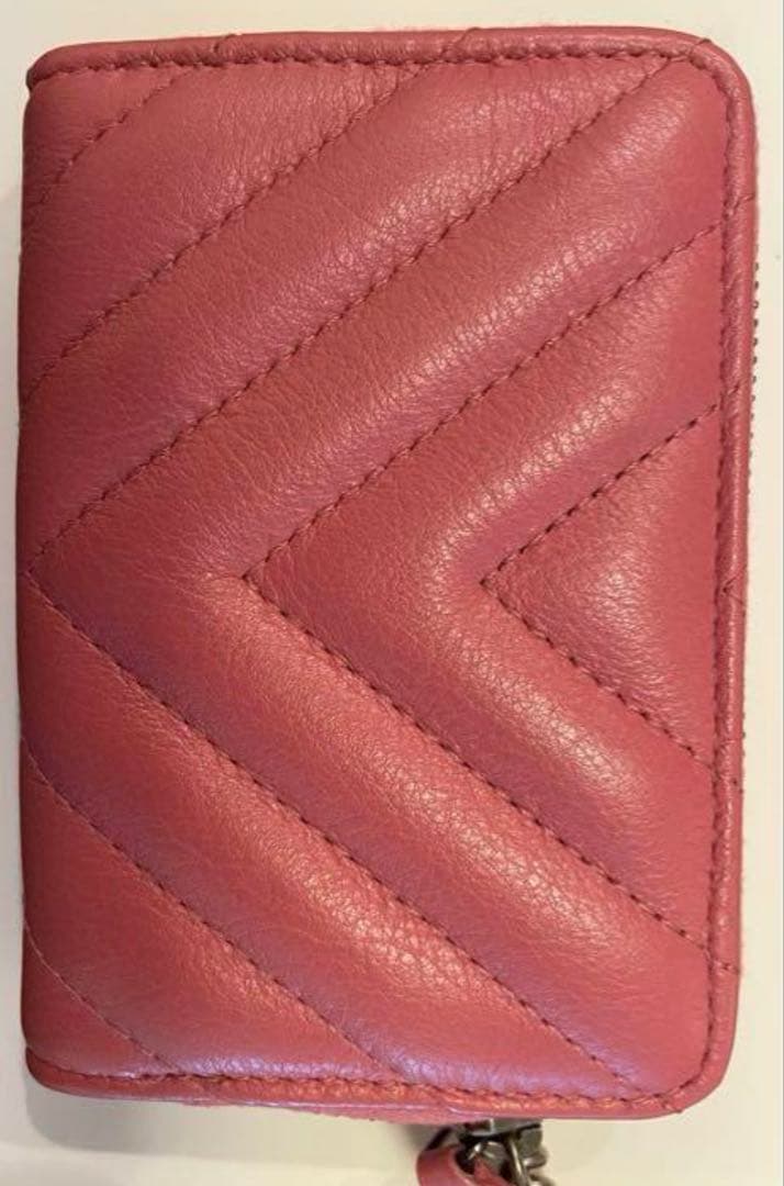 CHANEL シャネルカーフスキン キルティングタッセル ジップウォレット