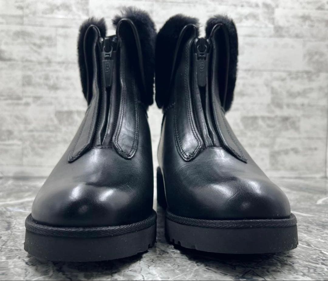 UGG キャリー ムートンブーツ 23cm ブラック ボア ジップ