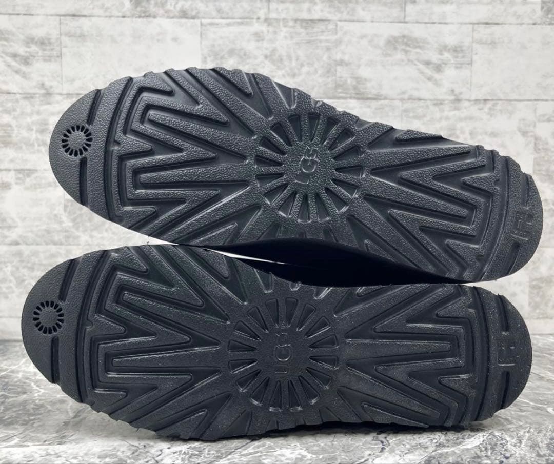 UGG キャリー ムートンブーツ 23cm ブラック ボア ジップ