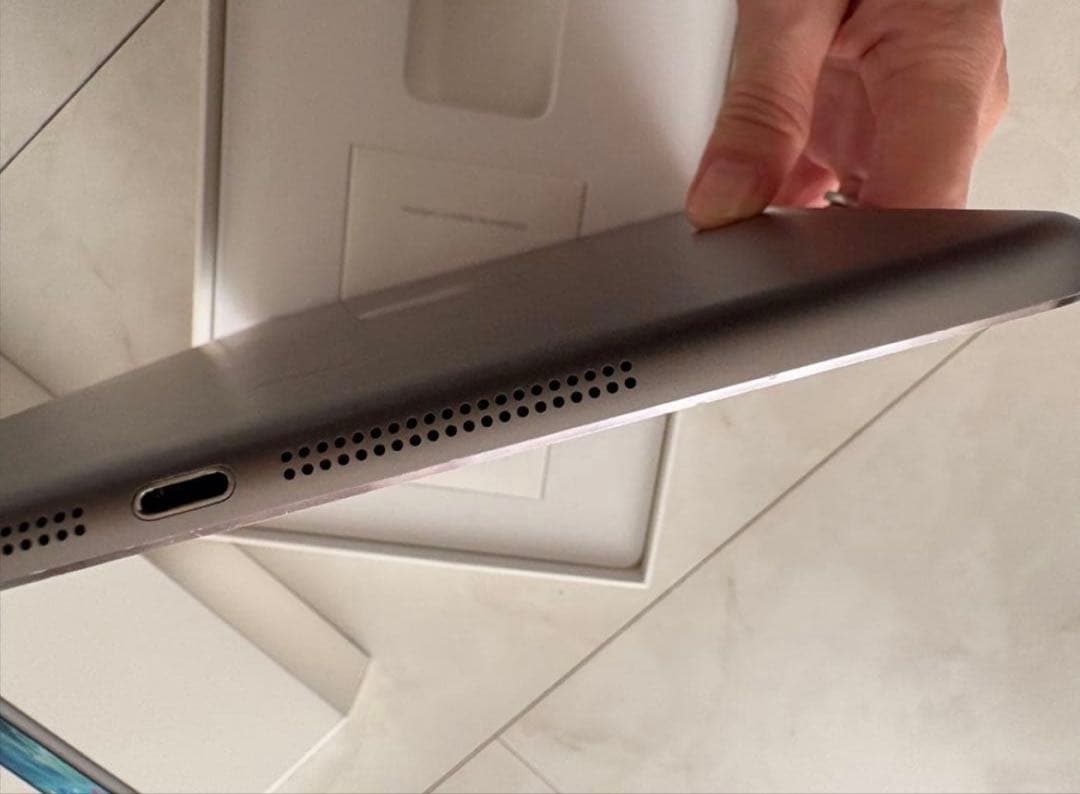 Apple）iPad Air 32G モデルMD791JA/A スペースグレー