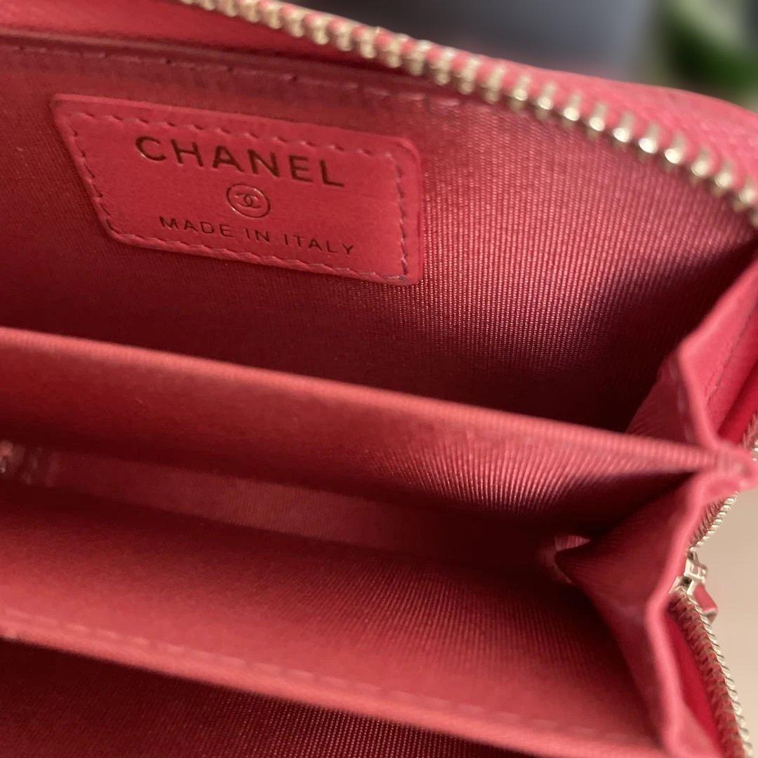 CHANELピンク キルティング ケース