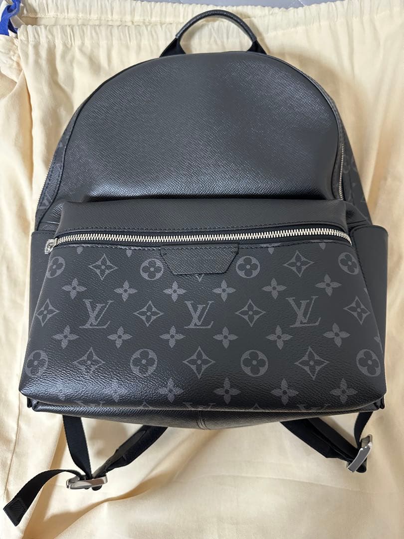 VUITTONリュック