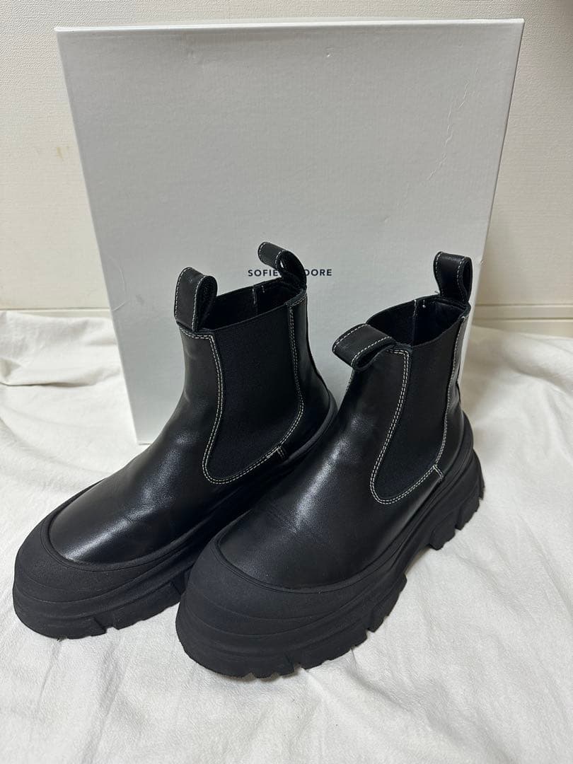 SOFIE D'HOORE レザー サイドゴアブーツ