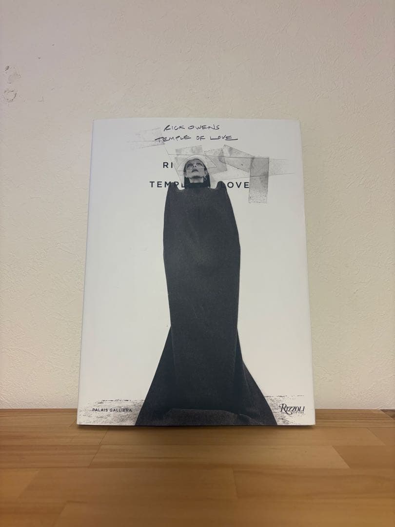 RICK OWENS　Temple of love