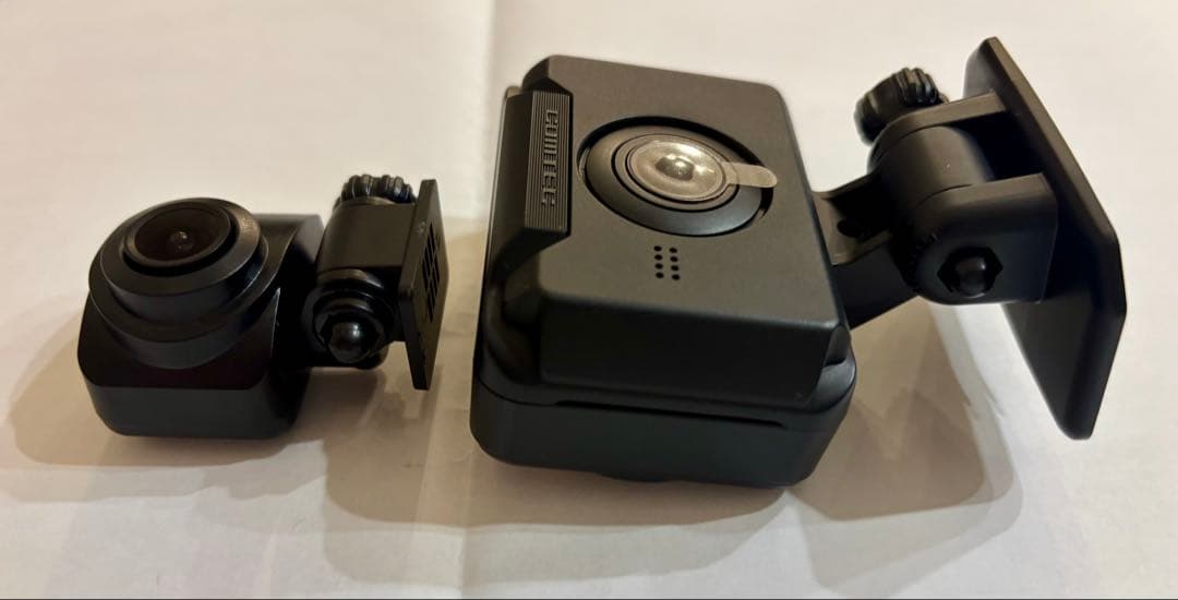 コムテック・ZDR-043・カメラセット SDカード32G付（箱無し、説明書付）