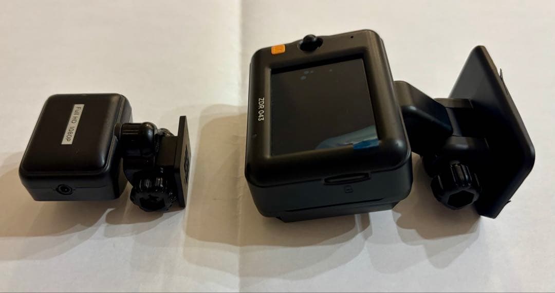 コムテック・ZDR-043・カメラセット SDカード32G付（箱無し、説明書付）