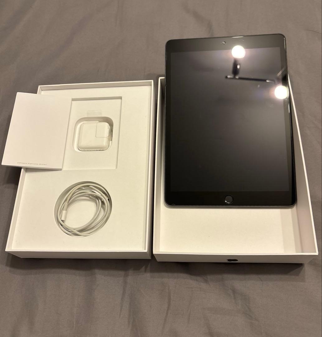 iPad本体 Apple iPad 32GB MW772J/A
