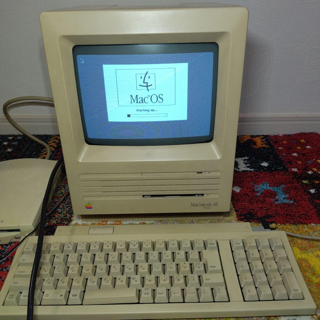 動作品　Macintosh SE　FDHD 4MB＋MOドライブ　キーボード