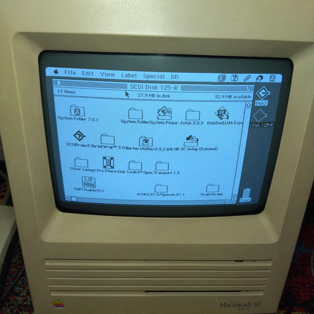動作品　Macintosh SE　FDHD 4MB＋MOドライブ　キーボード
