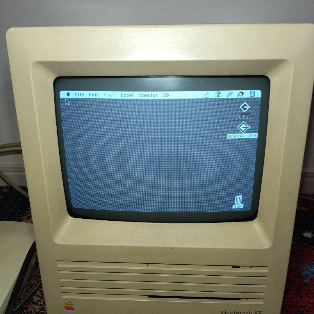 動作品　Macintosh SE　FDHD 4MB＋MOドライブ　キーボード
