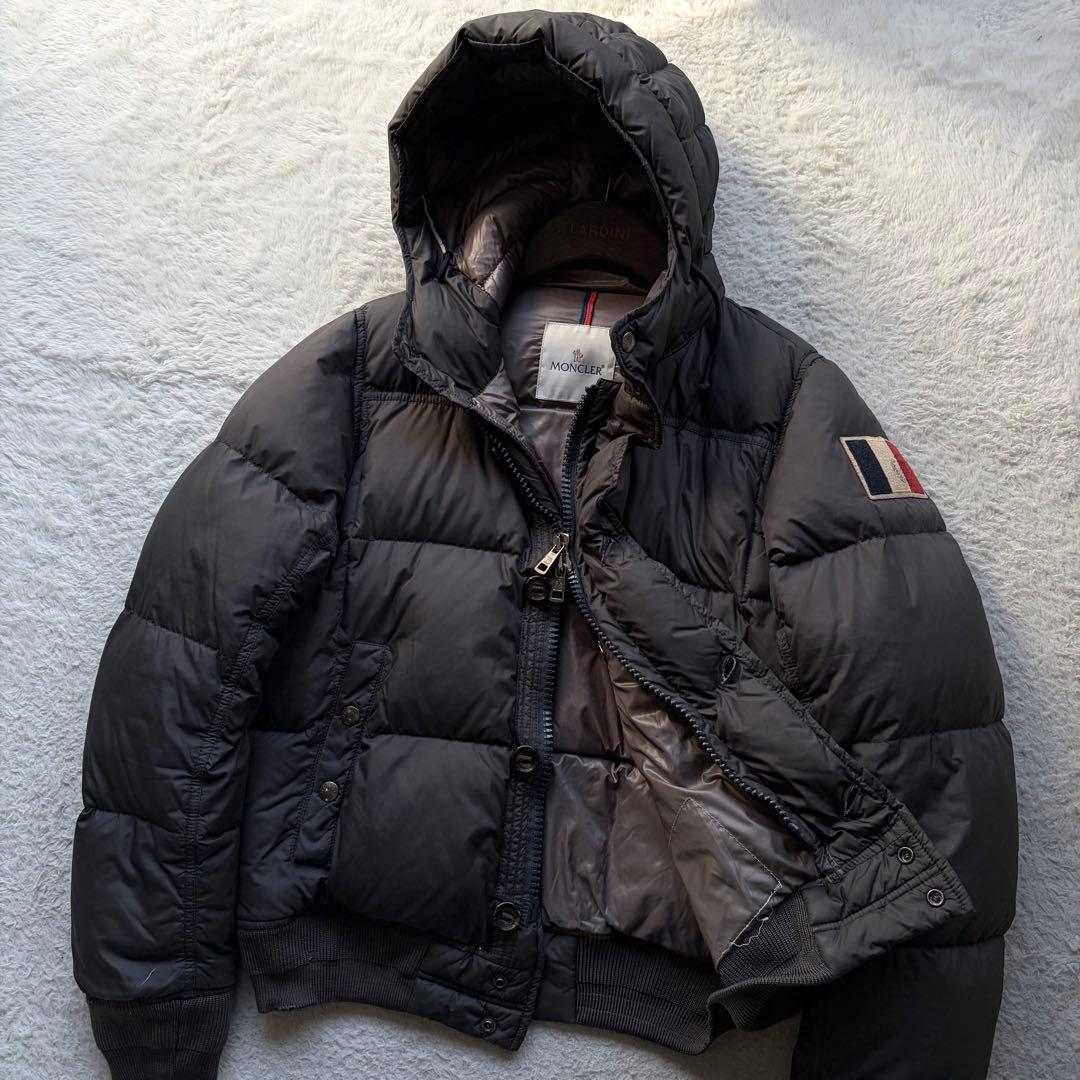 【激レア】モンクレール ダウンジャケット ALBERIC フランス国旗 グレー系