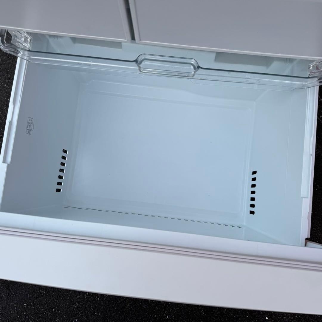 64⭐️2024年製★東芝　冷蔵庫　自動製氷　大型　5ドア　右開き　411L