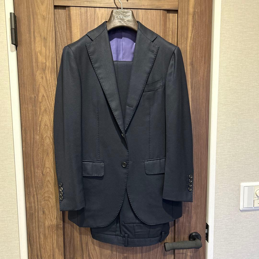 ブリッラペルイルグスト　ビジネススーツ　濃紺　44