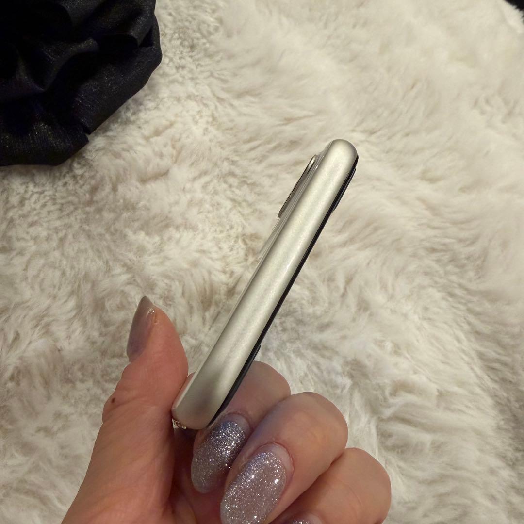 美品★Apple iPhone 11ホワイト白128G