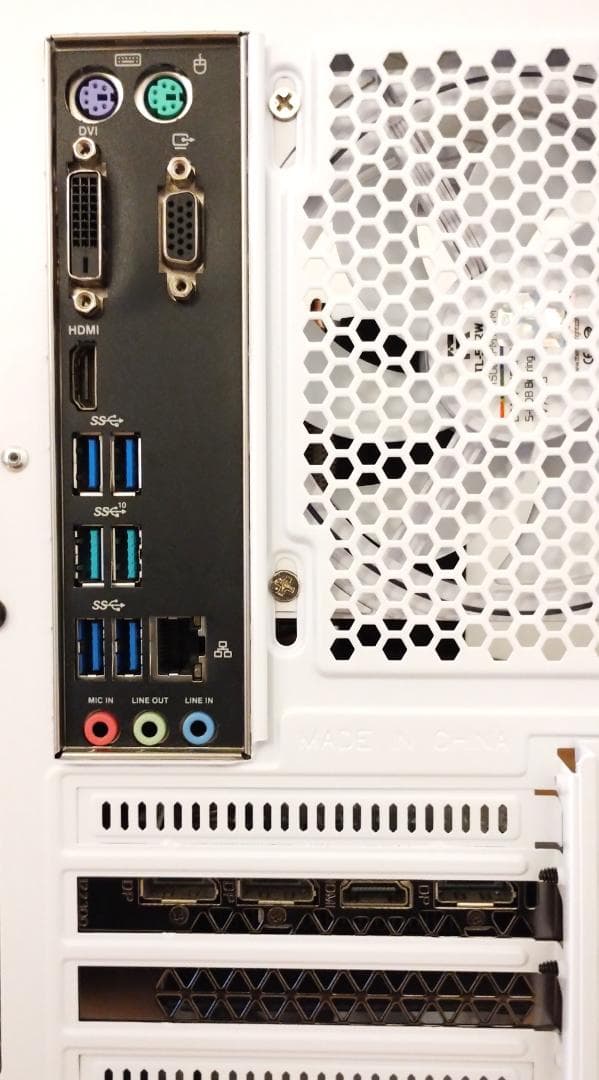 ゲーミングPC/Ryzen7 3700X/GTX1660Ti/メモリ32GB