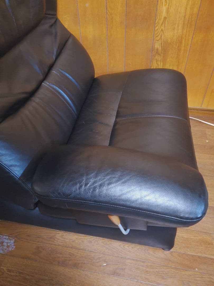 カリモク ZU4219 本革 リクライニングソファー　左右セット　②