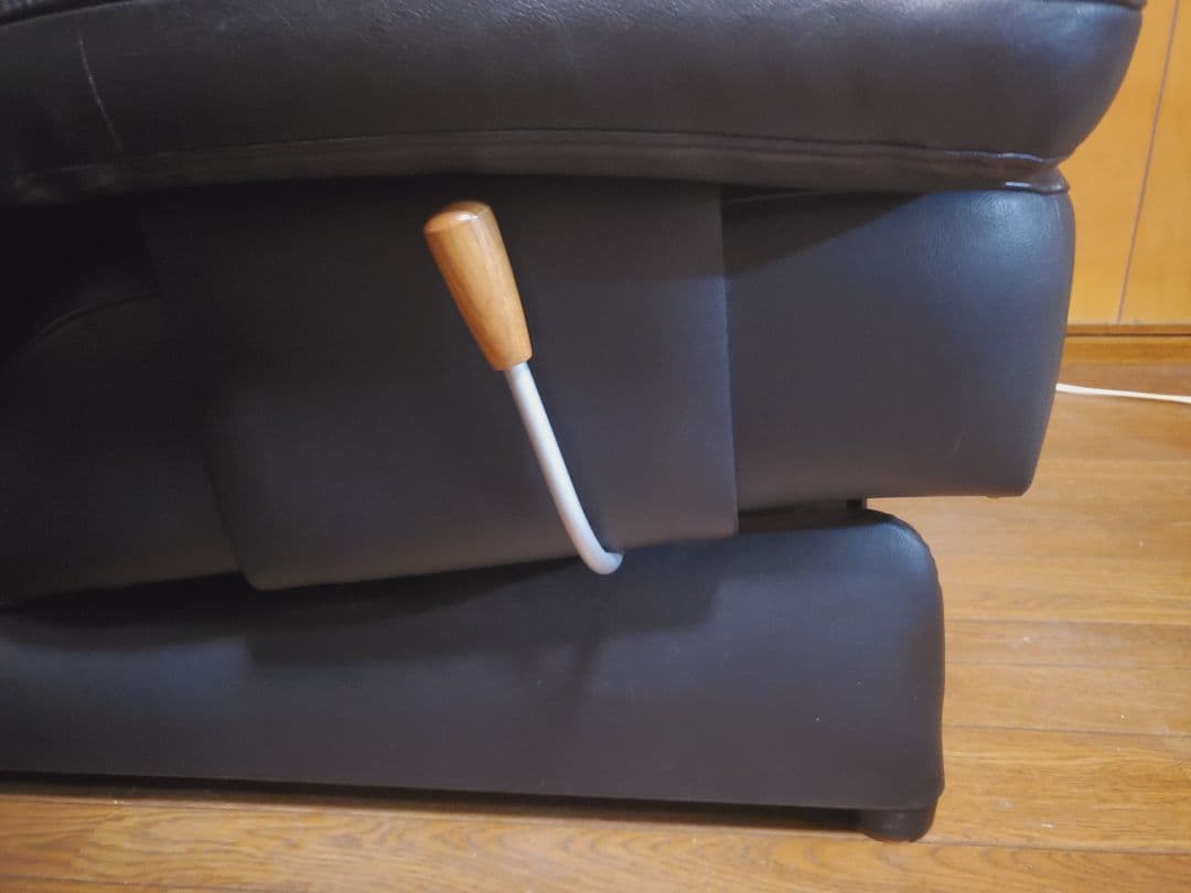 カリモク ZU4219 本革 リクライニングソファー　左右セット　②