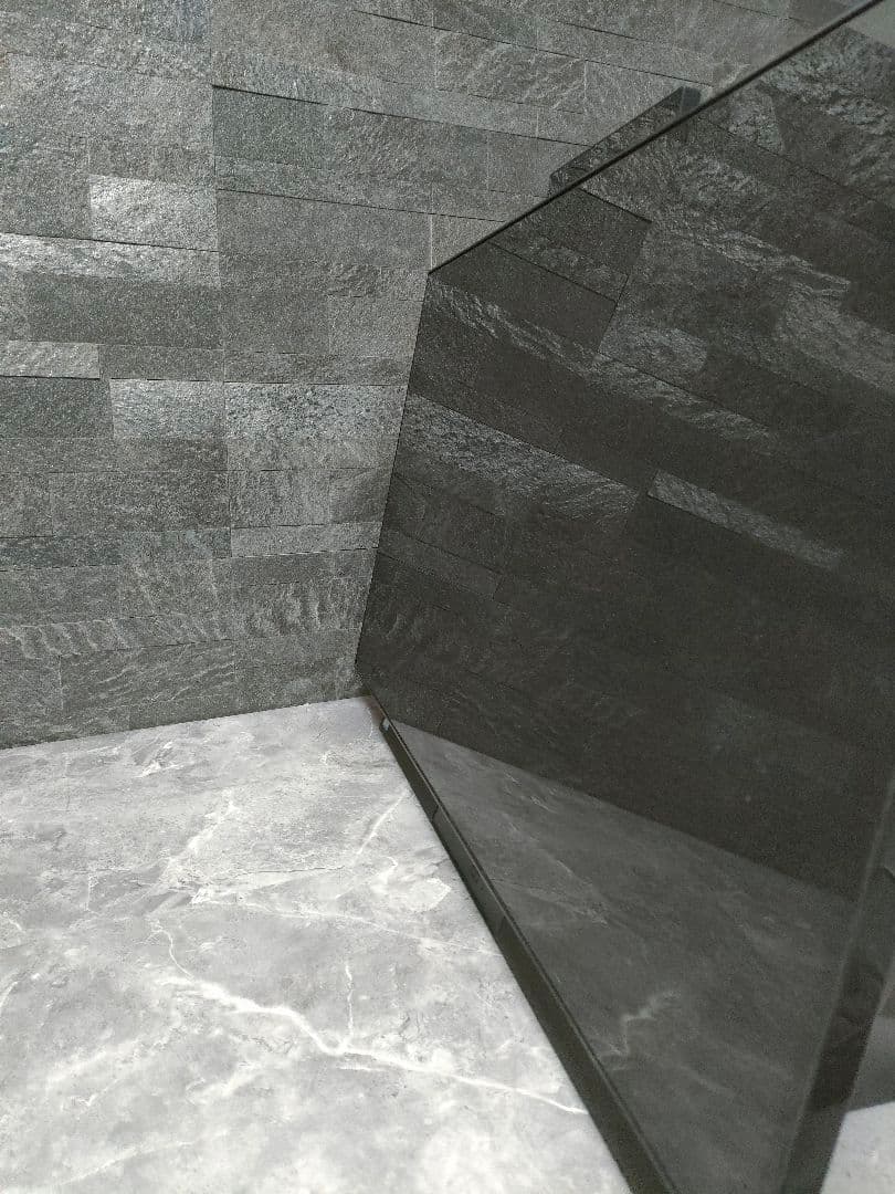 美品 NEC 27インチ 一体型 PC 第8世代 新品メモリ16 新品SSD