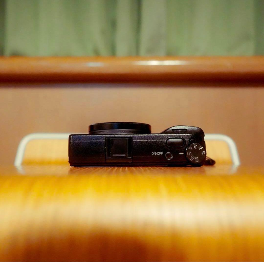 RICOH GR3x リコー　コンデジ 予備バッテリー2つ付