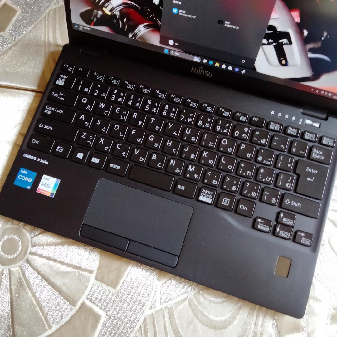 13インチ 富士通 ★11世代 i5 8G 256G 1920x1080