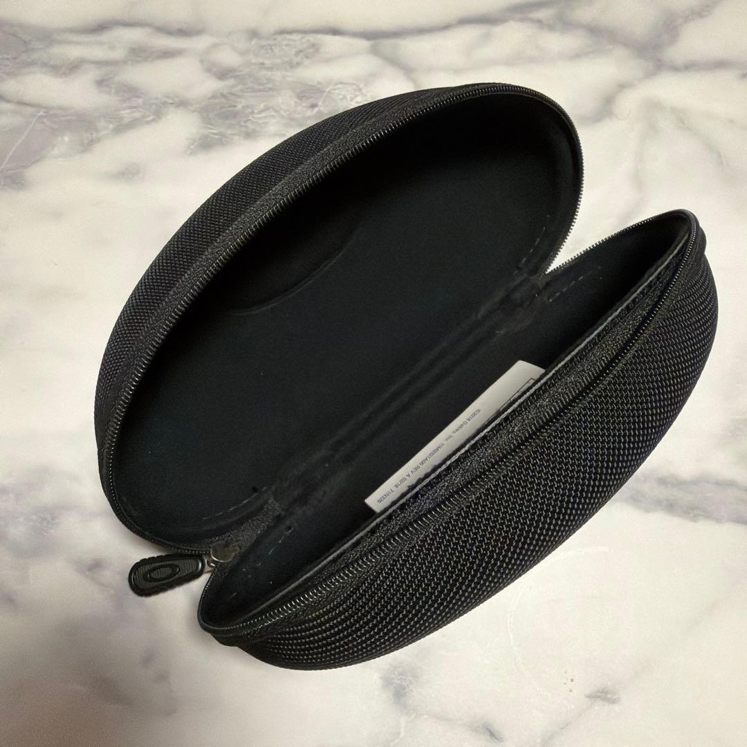 Oakley スポーツ用サングラス ケース付き