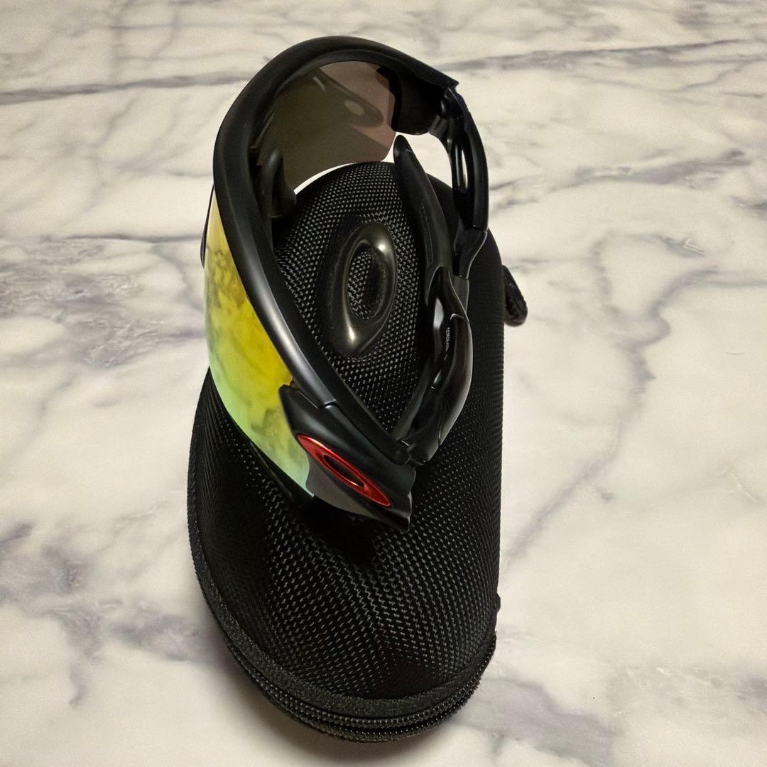 Oakley スポーツ用サングラス ケース付き