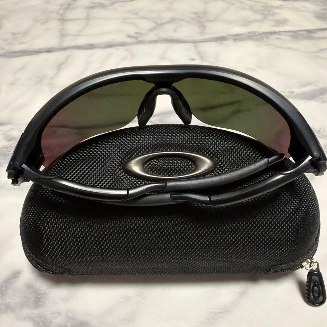 Oakley スポーツ用サングラス ケース付き